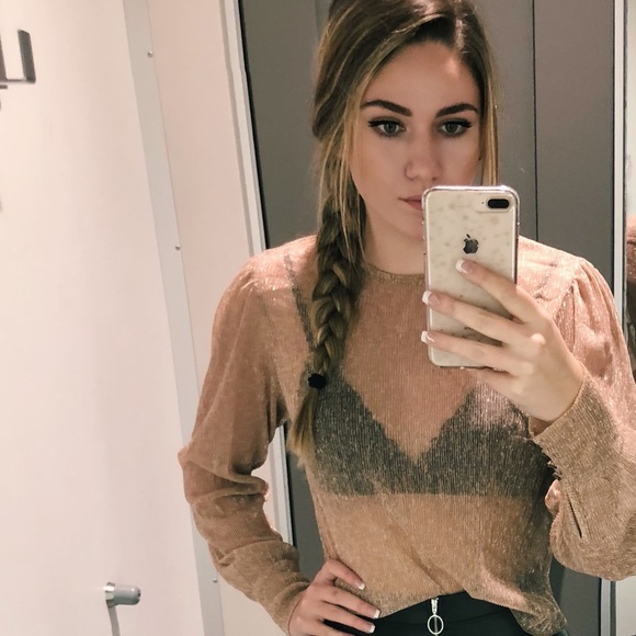 Meet your Posher, Savannah - Picture 4 of 4